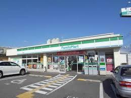 ﾌｧﾐﾘｰﾏｰﾄ 高津橋店：328m