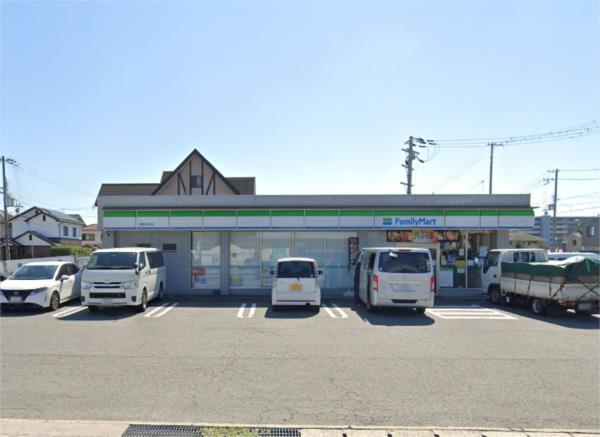 ファミリーマート 姫路高浜店：936m