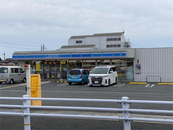 ローソン 姫路書写店：731m