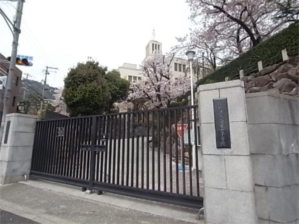 神戸海星女子学院中学校：536m