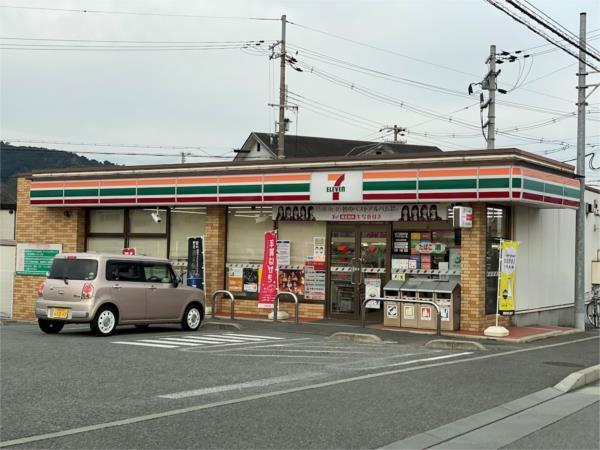 セブンイレブン 姫路大津西土井店：659m
