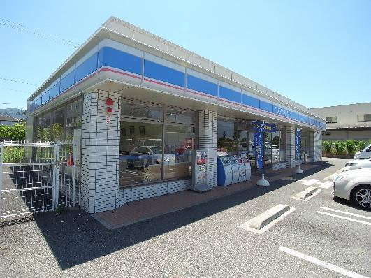 ローソン　西宮山口町上山口店：2283m