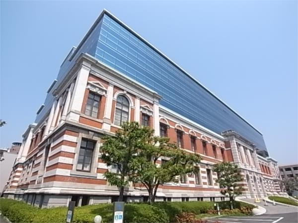 神戸地方裁判所：260m