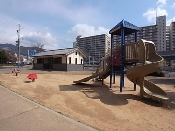 小野柄交番：190m