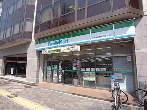 神戸地方裁判所：350m