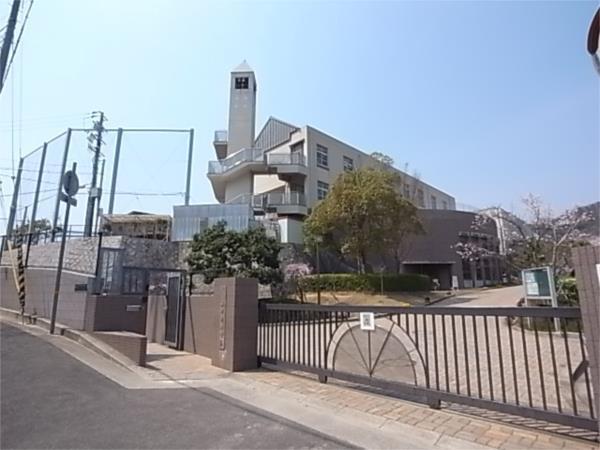 山の手小学校：503m