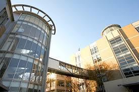 神戸常盤大学図書館：248m