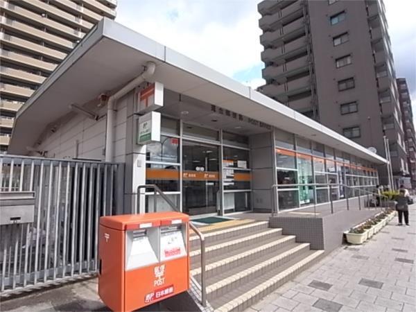 みなと銀行：251m