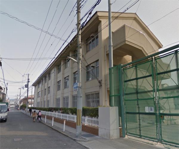 兵庫中学校：183m