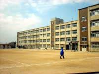 ひよどり台小学校：603m