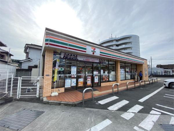 セブンイレブン 姫路八代本町２丁目店：563m