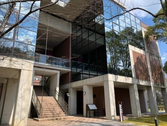 兵庫県立大学 姫路環境人間キャンパス：824m