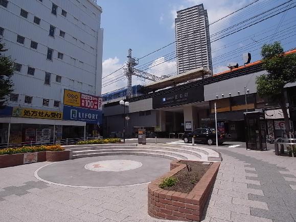 阪神本線御影駅：240m