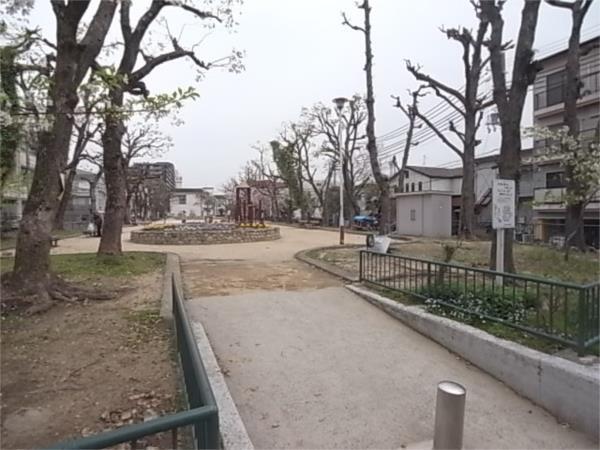 西灘公園：136m