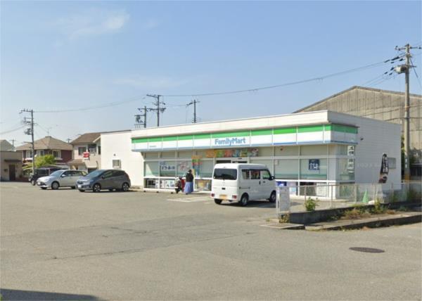 ファミリーマート 姫路御国野店：741m