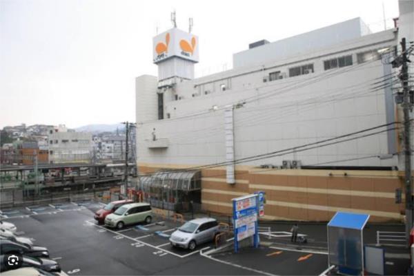 ダイエー鈴蘭台店：172m