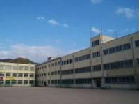 湊中学校：646m