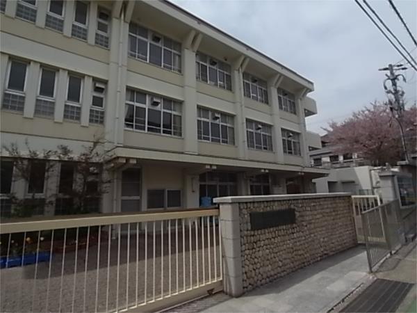 福住小学校：197m