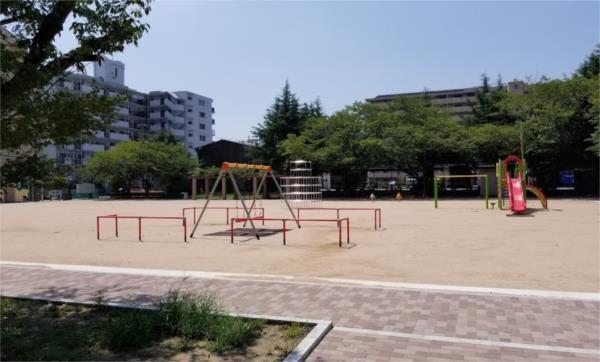 日之出公園：1407m