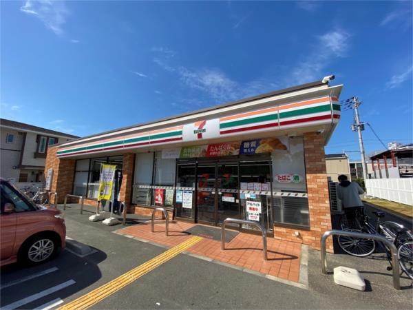 セブンイレブン 姫路阿保北店：748m