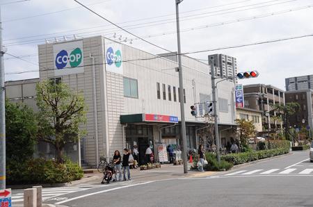 コープこうべ浜芦屋店：694m