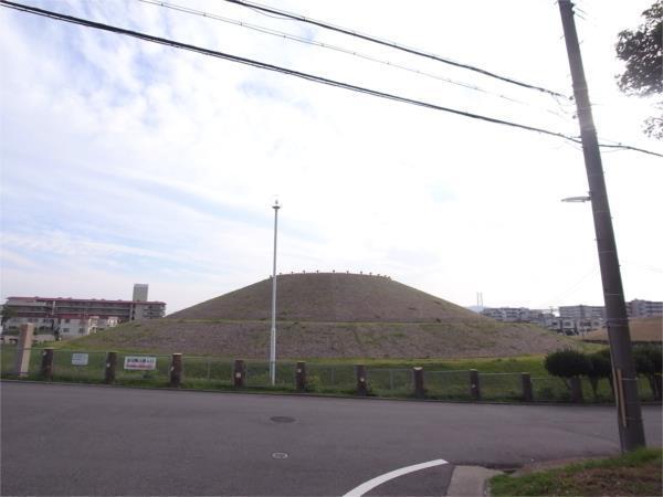 五色塚公園：1045m