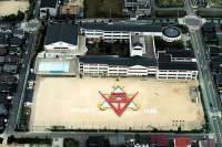 西山小学校：2807m