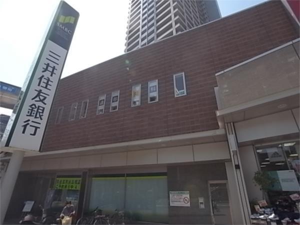 三井住友銀行：392m