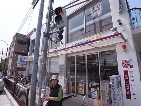 ローソン：828m