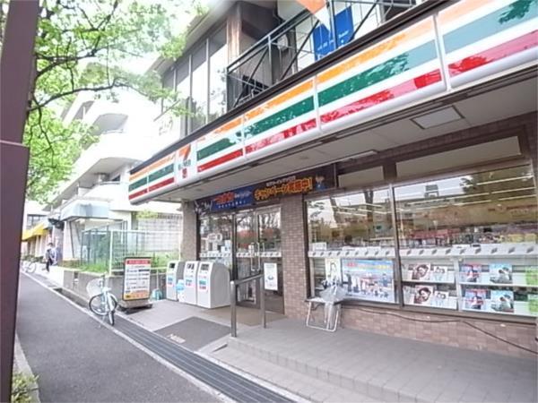 セブンイレブン東山町店：418m