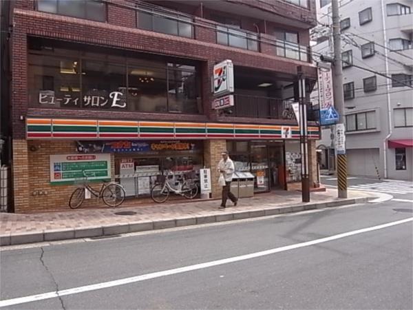 セブンイレブン住吉本町店：156m