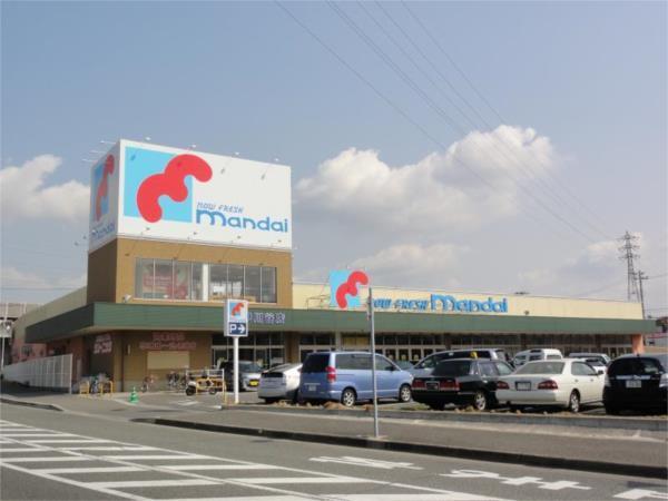 万代 伊川谷店：720m