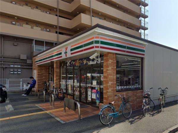 セブンイレブン 西宮武庫川学院前店：681m