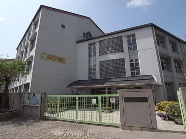 西郷小学校：390m