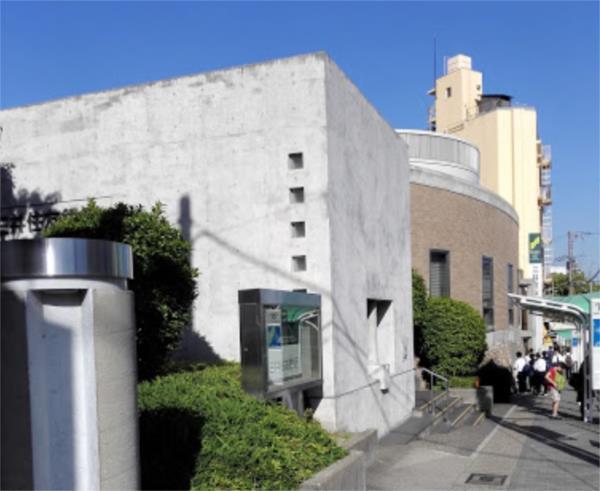 三井住友銀行六甲支店：501m
