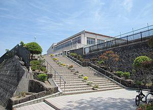 有野小学校：1250m