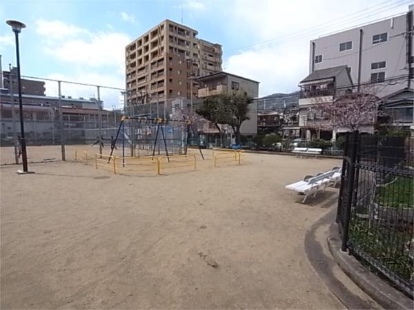 筒井公園：134m