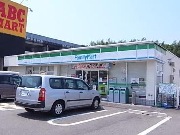 ﾌｧﾐﾘｰﾏｰﾄ 柳屋名谷ｲﾝﾀｰ店：980m