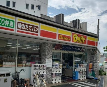 ﾃﾞｲﾘｰﾔﾏｻﾞｷ 神戸山手大学前店：382m