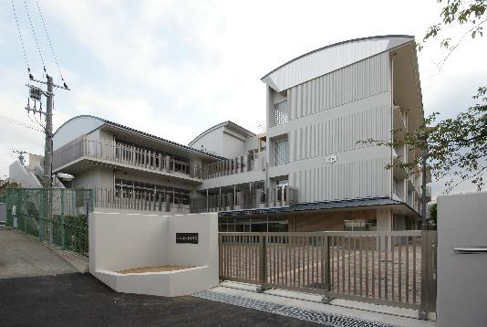 神戸市立垂水東中学校：575m