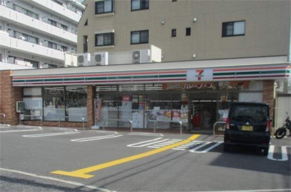 セブンイレブン 神戸記田町3丁目店：229m