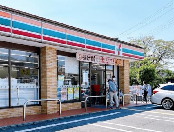 セブンイレブン 甲子園浦風町店：185m