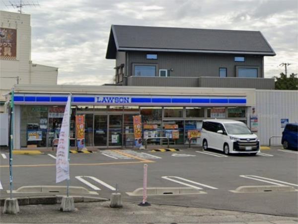 ローソン 姫路西新在家店：879m