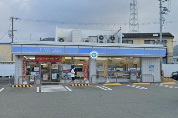 ローソン 姫路花田小川店：785m