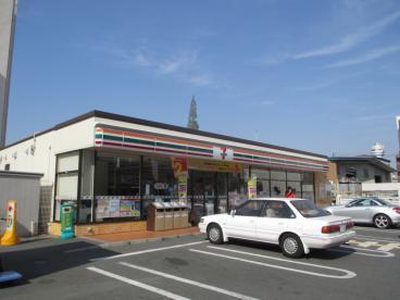 ｾﾌﾞﾝｲﾚﾌﾞﾝ 明石山下町店：981m