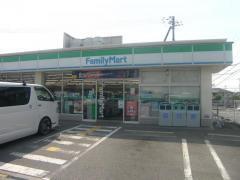 ﾌｧﾐﾘｰﾏｰﾄ 大久保ｲﾝﾀｰ北店：701m