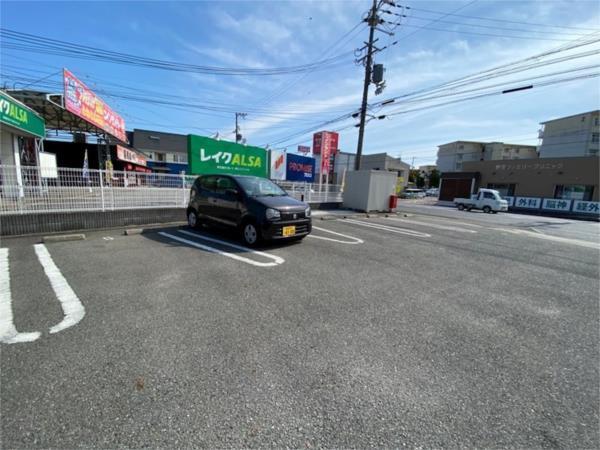 アクロポリスV 駐車場