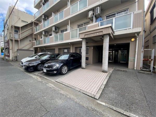 土井ハイツ北条口 駐車場