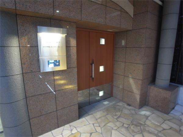 ワコーレプラティーク神戸深江駅前 エントランス