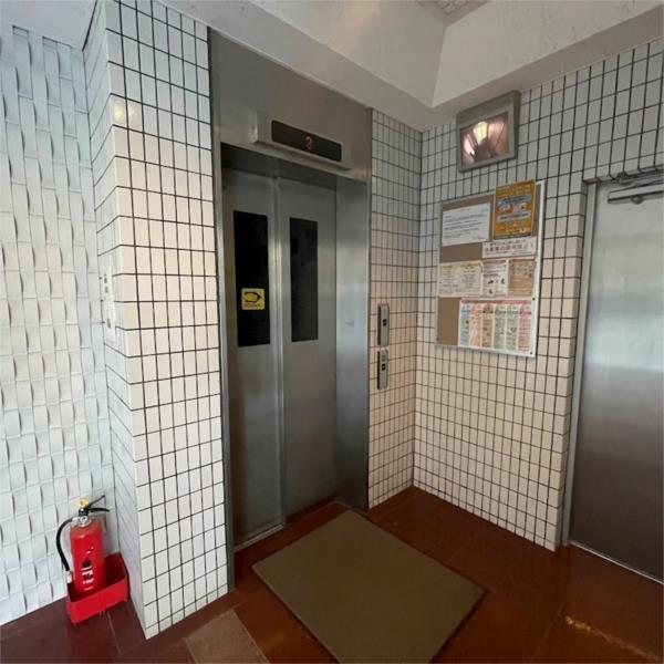 パレ・ルミエール岡本（210） 物件画像